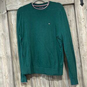 Men’s Tommy Hilfiger medium sweater